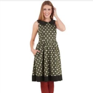 MODCLOTH 𝅺Bea & Dot pin up flare polka dot dress XS